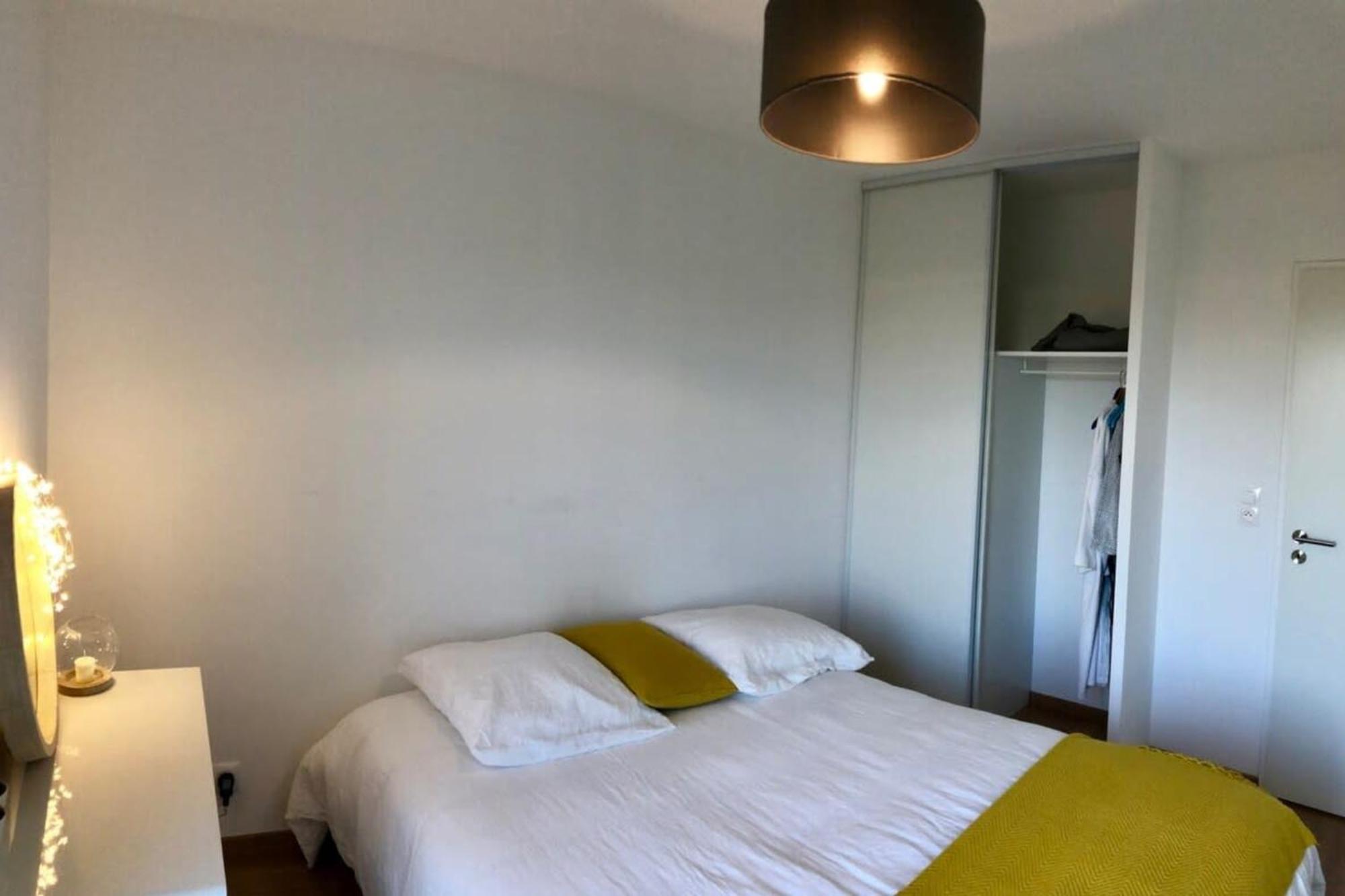 Neuf De Standing A Pied Apartment